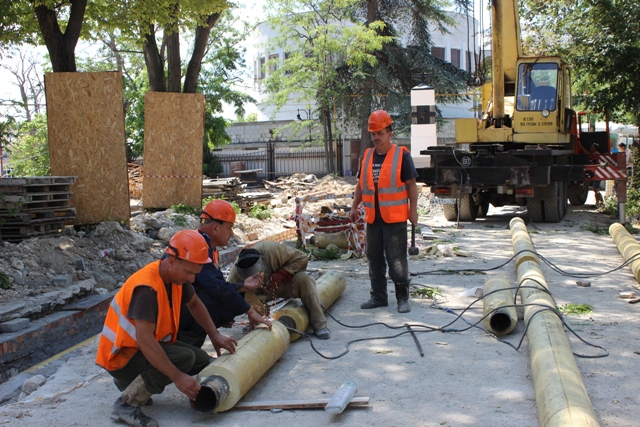 «Севтеплоэнерго» ведет масштабные ремонтные работы на Матросском бульваре