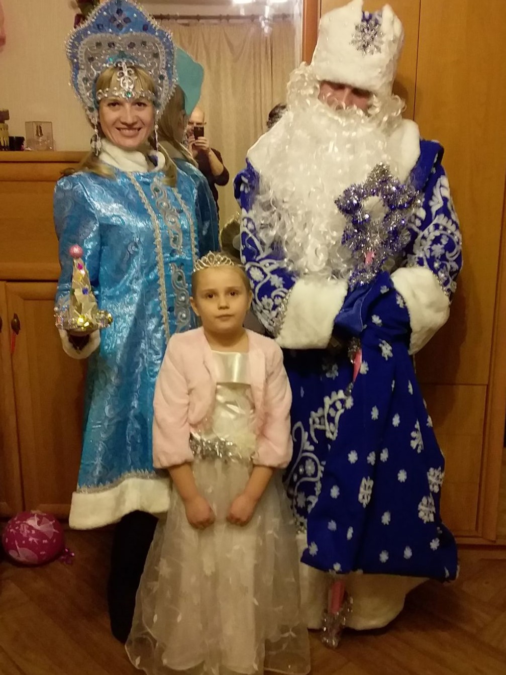 Дед Мороз со Снегурочкой в гостях у детей