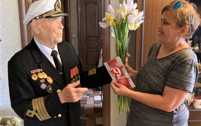 Сотрудники «Севтеплоэнерго» поздравили ветеранов с Днём Победы